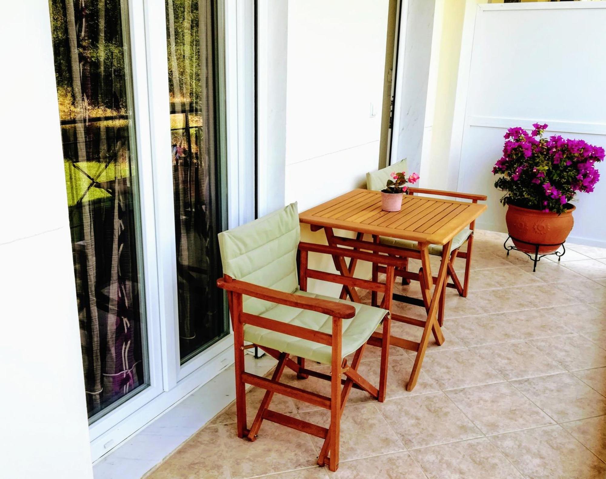 Giorgos Apartments Skála Foúrkas Quarto foto